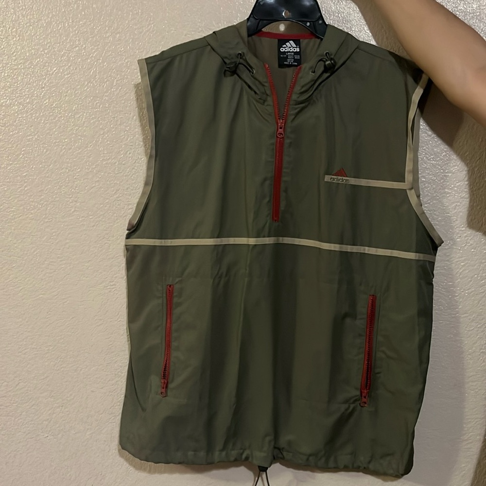 Adidas Men’s Nylon Gilet Size Large Like New